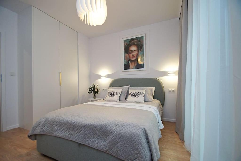 Apartament, Ceglana 76, Katoviçe Dış mekan fotoğraf