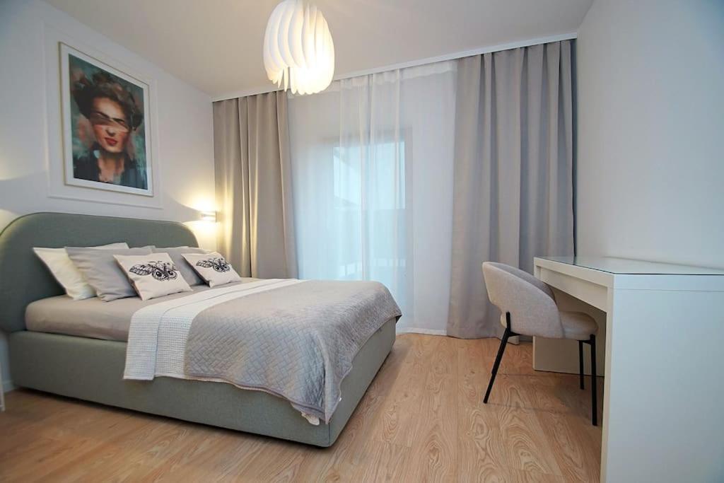 Apartament, Ceglana 76, Katoviçe Dış mekan fotoğraf