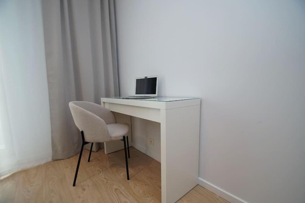 Apartament, Ceglana 76, Katoviçe Dış mekan fotoğraf